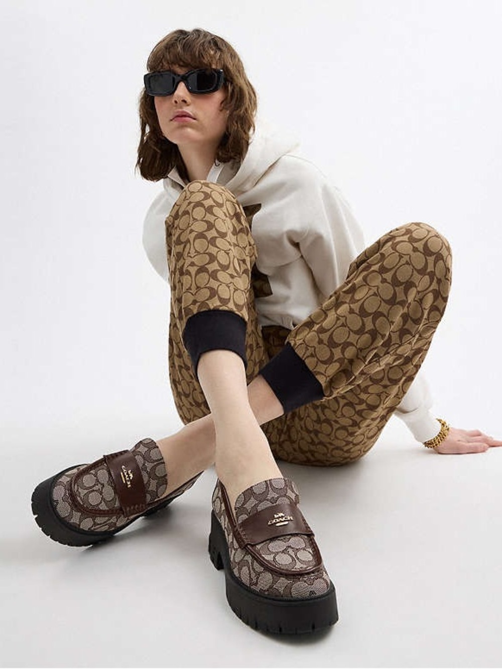 Coach Ruthie Loafer In Signature Jacquard Size 9 B -EUC - Picture 4 of 17